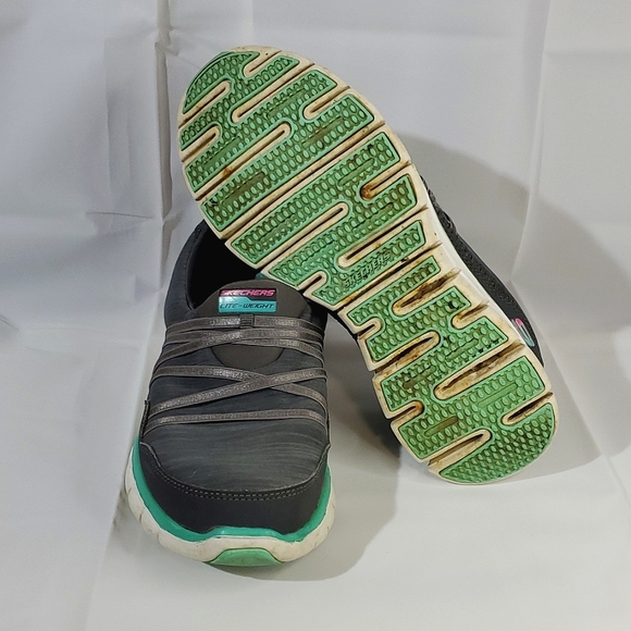 Sketchers Synergy Scene Stealer Grey/Aqua Memory Foam Sneakers - Size 6 - Picture 5 of 7